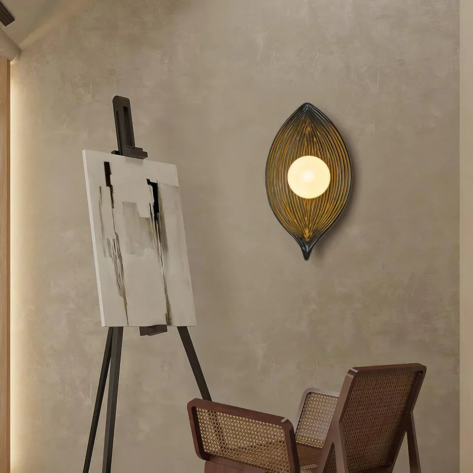 Zen Leaf Wall Lamp